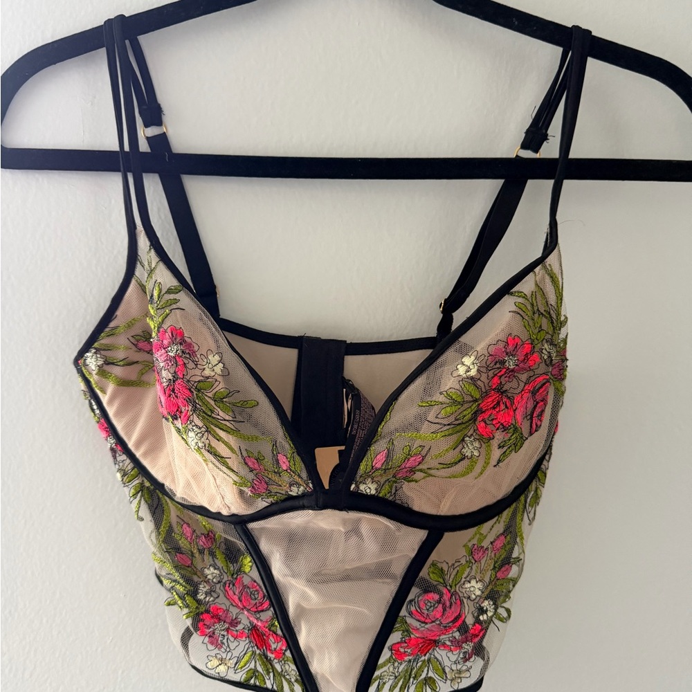 Victoria's Secret Designer Collection Floral Bra